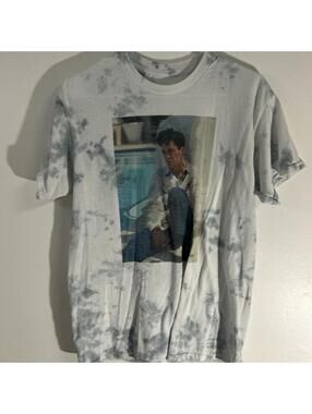 The die medium tee with no tag if Robert downy jr